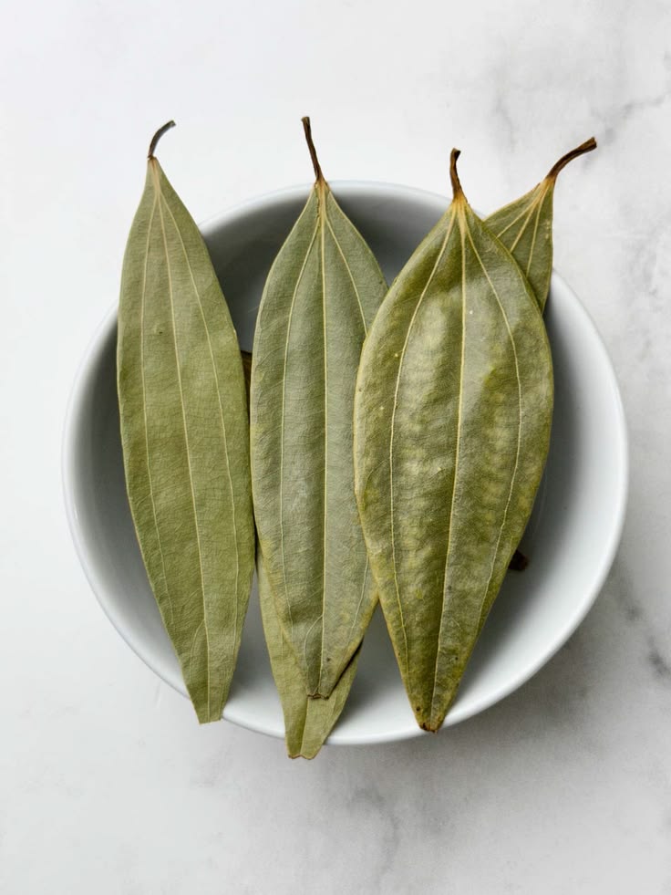 Indian bay leaves
